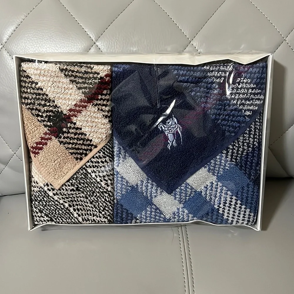 Burberry face/hand towel